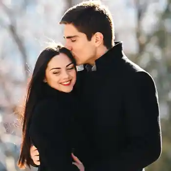 Girlfriend-Boyfriend Vashikaran Specialist Girlfriend Boyfriend Love Vashikaran solution in India